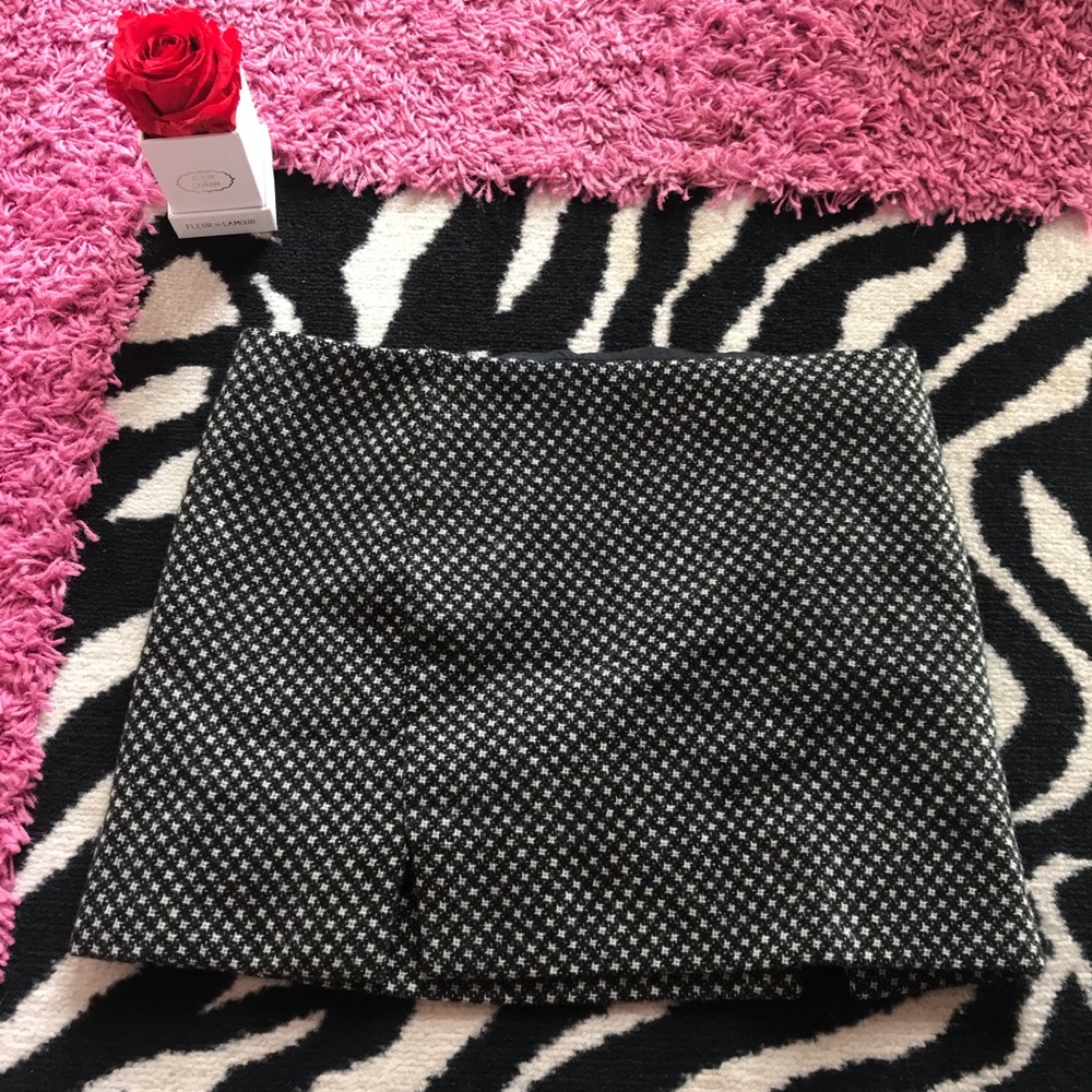FRENCH CONNECTION MINI SKIRT